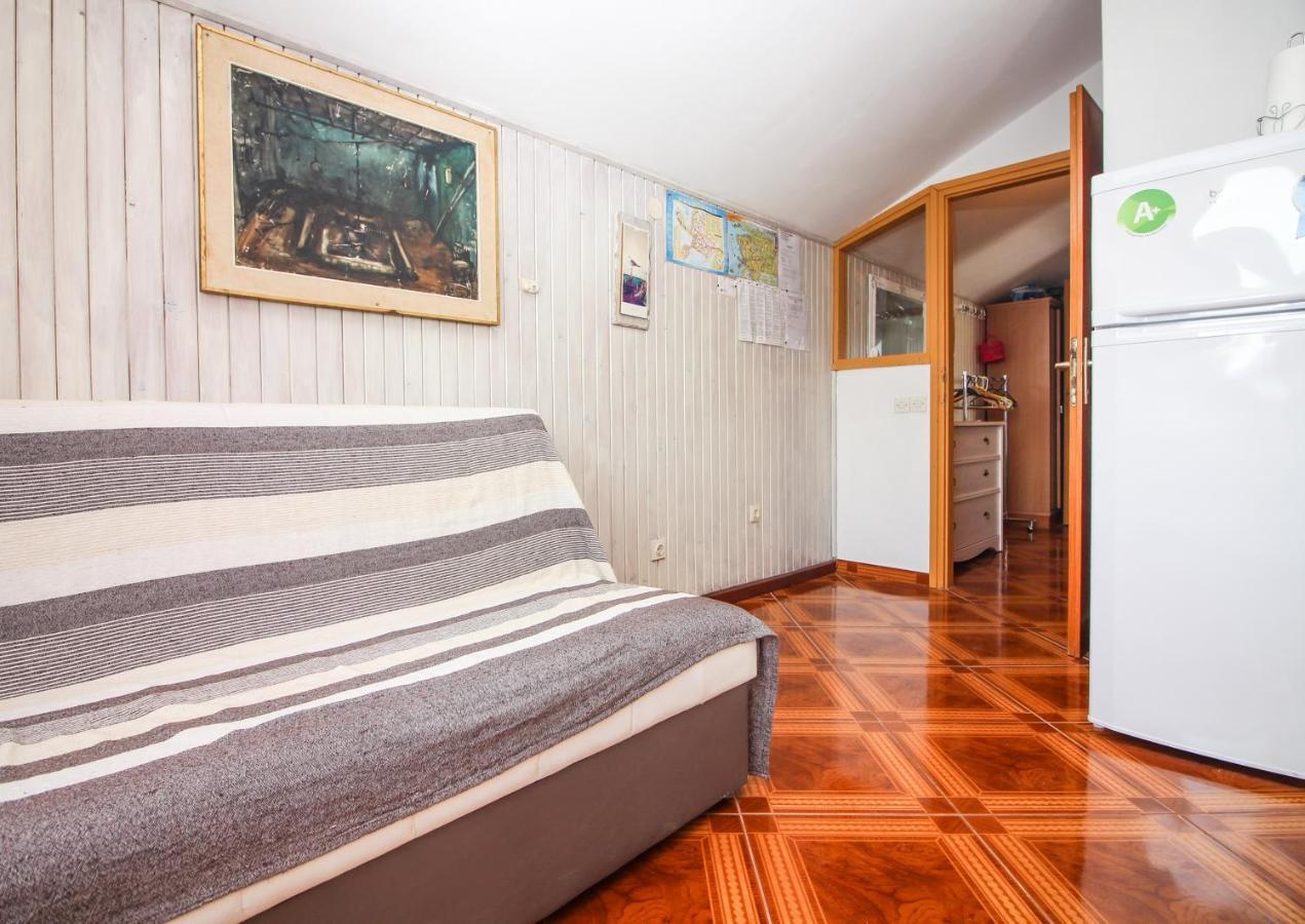 Apartmani Toni Poce Primosten Luaran gambar